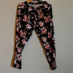 Nadine West, L/XL, Navy blue flower pants